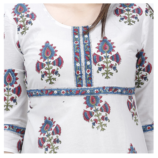 natural and artistic